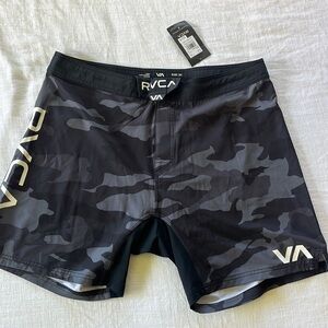 Rvca fight scrapper shorts